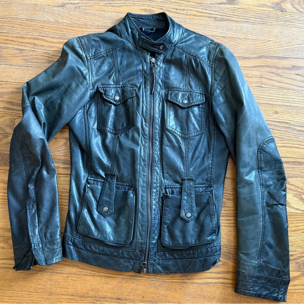 Danier genuine leather moto style jacket , women’s size xxs